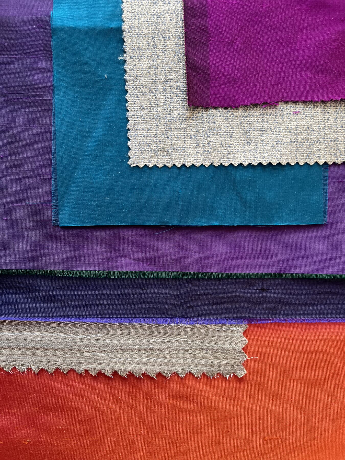 Various special colours and fabrics that can be used for filumen textile shades.